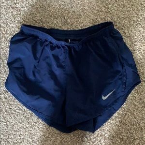 dark blue nike running shorts